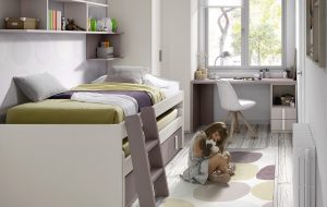 Letto per bambini con scaletta